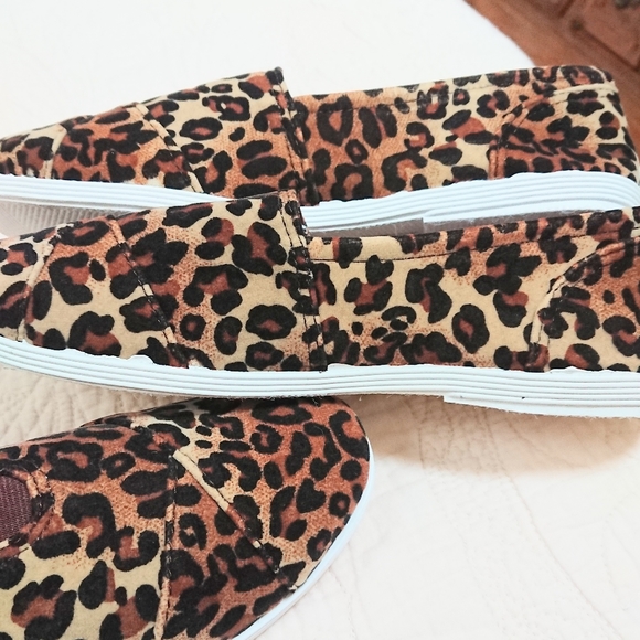Leopard print slip-on shoes women's - Picture 13 of 16